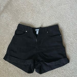 H&M black mom jean shorts